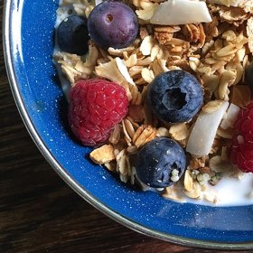 Reduce bloating and improve digestion with these top 10 tips Reduce bloating and improve digestion with these top 10 tips