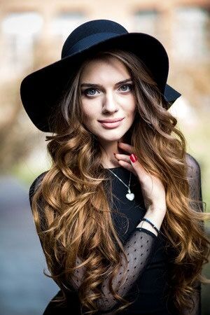 Summer Festival Hairstyle Inspiration Summer Festival Hairstyle Inspiration