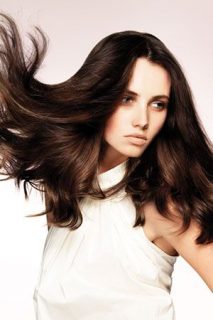 3 Ways To Breathe New Life Into Your Brunette Hair Colour