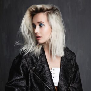 SG Hair Bleach rock chick